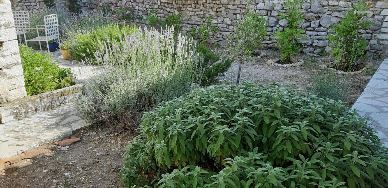 Les Villas De Qeparo Dış mekan fotoğraf
